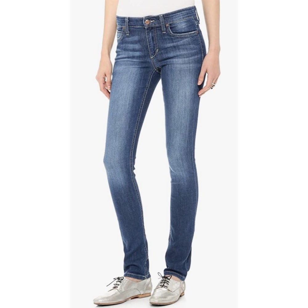 Mid Rise Skinny Jeans In Lindz Wash